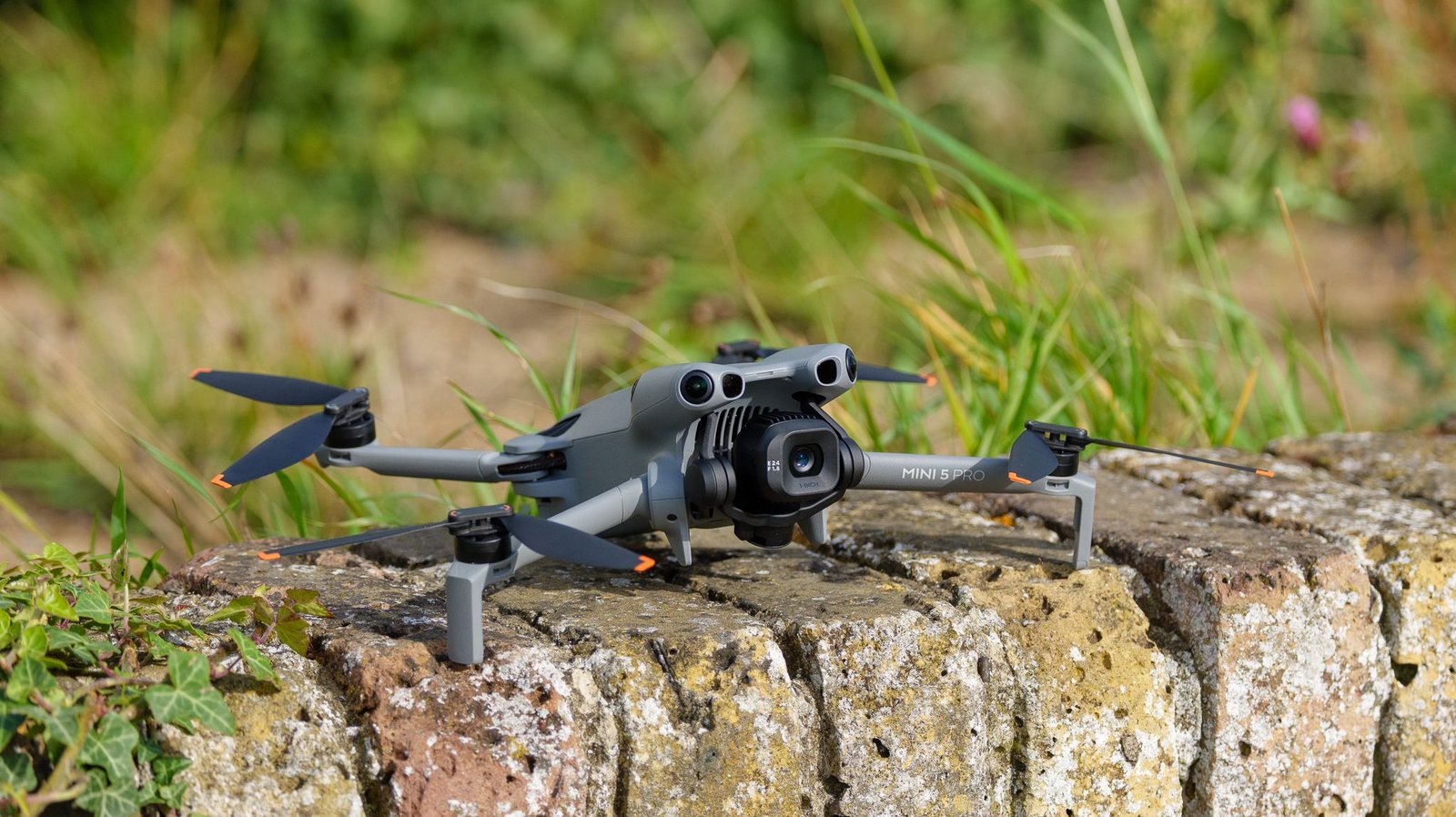 DJI Mini 5 Pro Review: A Heavier Drone Upgrade DJI Mini 5 Pro Review: A Heavier Drone Upgrade