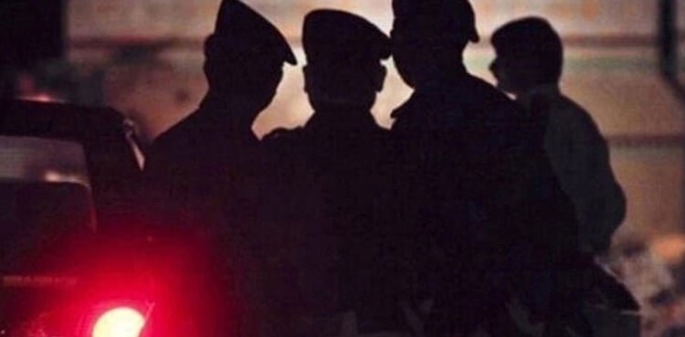 karachi police officer booked for helping drug peddler escape