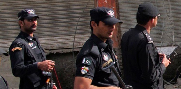 karachi: police send 480 drug addicts to rehabilitation in anti drug operation