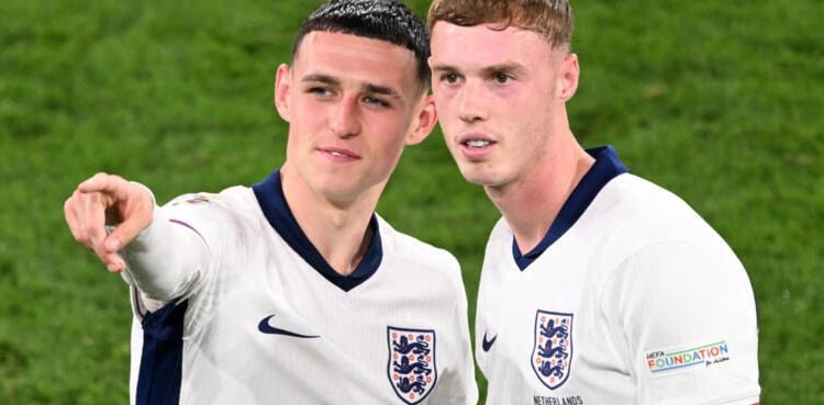 Palmer and Foden left out of England World Cup squad