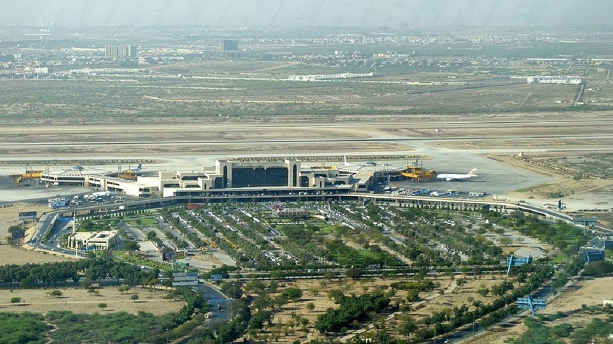 Flying Safe: Karachi Crackdown on Garbage Dumping Near Airport to Prevent Bird Strikes