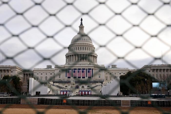 US House votes to halt Iran war