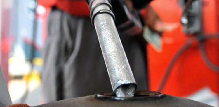India refiners turn to Russia, LatAm oil in June quarter