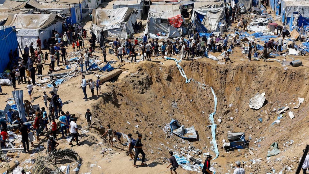 Israeli strikes kill two in Gaza, destroy medicine storage warehouses